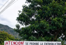 🚨 Ixtlilco el Grande SETS AN EXAMPLE and posts a warning at the community entrance; a threat is issued against suspicious individuals.
